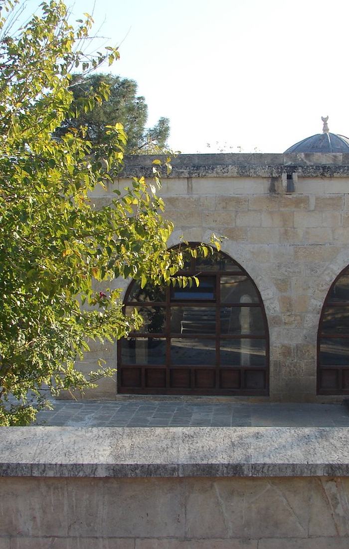 Abuzer Ghaffari Tomb